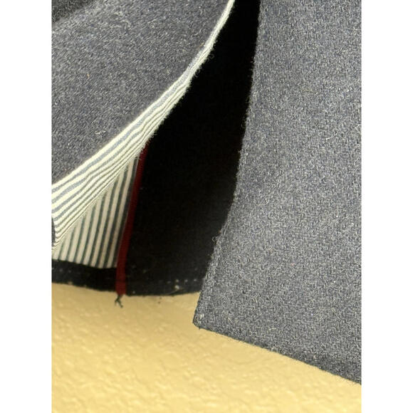 Abercrombie & Fitch Wool Blend Navy Sz Large Fitted Cropped Lined Blazer Crest - Picture 7 of 8